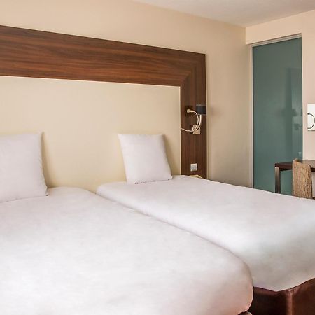 Mercure Paris Porte d'Orleans Montrouge Exterior foto